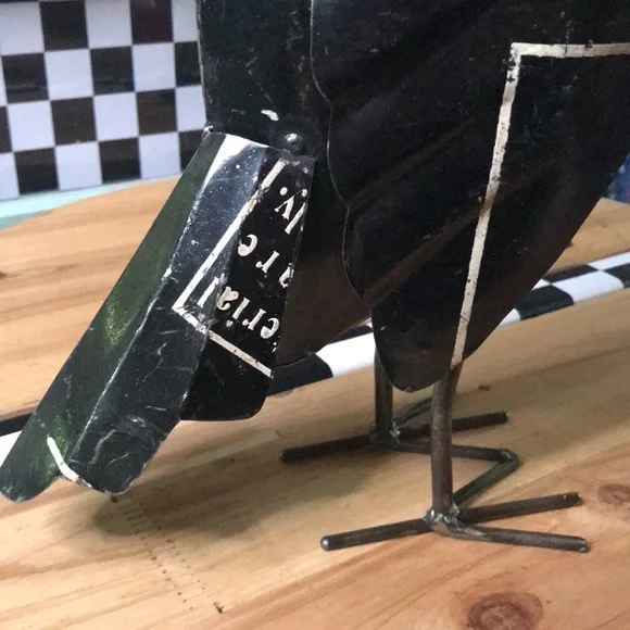 Pottery Barn Recycled Handmade Iron Crows With Pumpkin - Set Of 2 🎃 - Picture 6 of 17